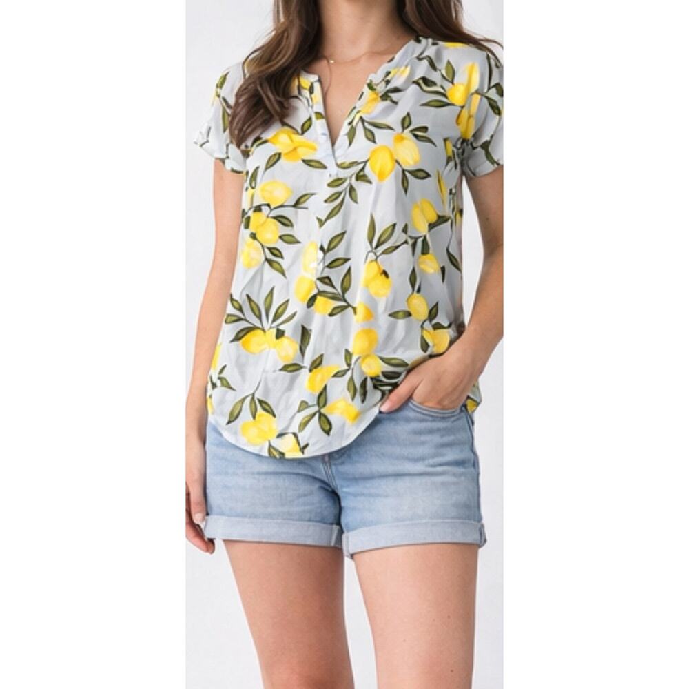 Finn & Grace Blouse Womens XS Lemon Print Short Sleeve Lightweight Summer